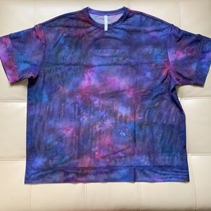 Athleta Purple Blue Tie-Dye Short Sleeve Top